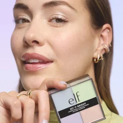 Set It Bright Powder Quad