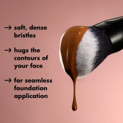 Smooth Swipe Foundation Brush